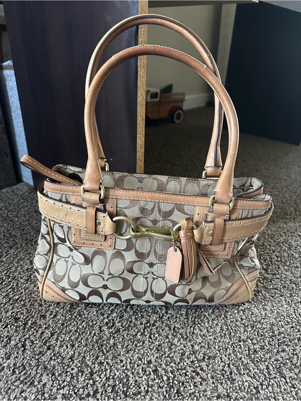 Coach Brown/Tan Signature Canvas Tote with Matching Wallet - Picture 15 of 16